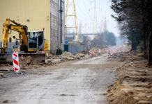 Budowa drogi przez hutę przebiega zgodnie z harmonogramem