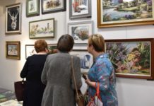 Niżańskie Centrum Kultury „Sokół” – Wystawa rękodzieła artystycznego „Nitką malowane”