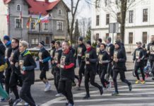 Niżańscy policjanci uczestniczyli w biegu „Tropem Wilczym”