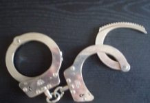 Policjanci zatrzymali agresywnego 23-latka