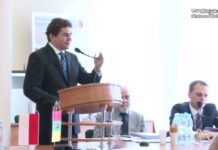 Prezydent z absolutorium