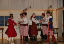 Niżańskie Centrum Kultury „Sokół” – Premiera „Wesela” za nami