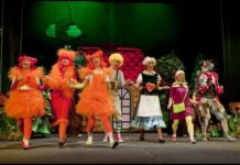 Drodzy rodzice – przyjdźcie ze swoimi pociechami na amatorski Teatr Rodziców