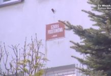 Zostawcie naszą szkołę !