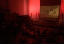 Filia nr 1 – wyświetlamy bajki z projektora