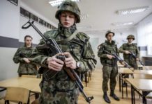 Ministerstwo Obrony Narodowej dotuje klasy mundurowe RCEZ w Nisku