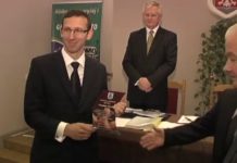 Uhonorował mistrza. (video)