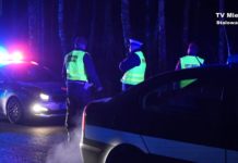 Przejazd Leopardów przez Obojną w ramach ćwiczeń pancerniaków