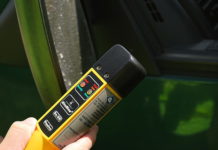 Pijana i z zakazem sądowym przewoziła samochodem swoje dziecko