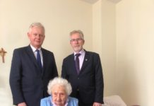 Delegacja niżańska na urodzinach u Marii Mireckiej–Loryś