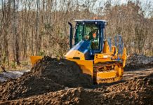 Dressta otrzymała nagrodę Red Dot Product Awards za spycharkę gąsienicową