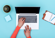 Szkoły prowadzone przez powiat stalowowolski dostały sprzęt elektroniczny