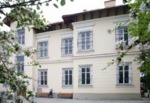 Kolejne dofinansowanie na kontynuację remontu budynku dawnego sądu