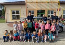 „Bezpieczeństwo – pierwsza klasa” – pod okiem niżańskich policjantów