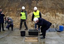 Uroczystość podpisania i wmurowania aktu erekcyjnego pod budowę nowej siedziby Sądu i Prokuratury Rejonowej w Nisku