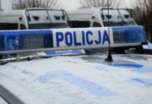 Pogorszyły się warunki drogowe, policjanci apelują o ostrożność