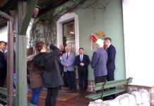 W Nisku odsłonięto tablicę upamiętniającą powstanie Zakładów Południowych