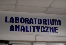 Nowoczesny sprzęt do badania krwi w szpitalnym Laboratorium