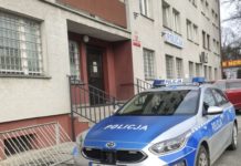Poszukiwany próbował ukryć się przed policjantami za fotelem