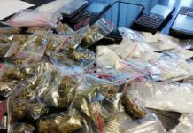 20-latek miał ponad 50 woreczków z narkotykami. Został zatrzymany