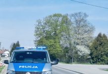 Odpowie za jazdę kosiarką do trawy po alkoholu