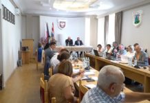 Wotum zaufania i absolutorium dla burmistrza Niska