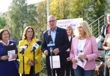 Różowy październik