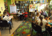 Pierwszaki poznały bibliotekę