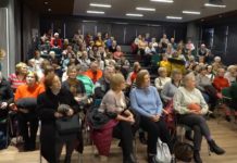 Owocne zapisy na zajęcia i warsztaty w Centrum aktywnosci Seniora