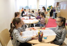 Plakaty z superbohaterami