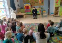 Policyjna wizyta w przedszkolu