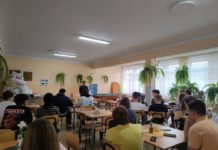 Policyjne spotkanie z młodzieżą