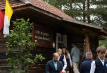 Otwarcie i Poświęcenie Izby Pamięci św. Jana Pawła II w Jastkowicach