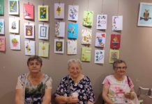Wystawa prac artystów z Dziennego Domu Senior+