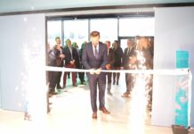 Otwarcie multisalonu samochodowego w Jamnicy