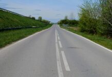 Będzie chodnik i oświetlenie wzdłuż drogi od ul. Działkowej do VIVO! Stalowa Wola