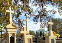 Kwesta na rzecz ratowania zabytkowych nagrobków