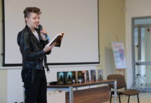 Młody pisarz opowiadał o swoich książkach i… tańczył w bibliotece