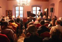 Tłumy na koncercie kameralnym w Dworku w Bielinach