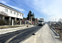 Przebudowa ul. Jaśminowej w Stalowej Woli – pierwsza warstwa asfaltu już położona