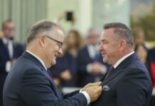 Złoty Krzyż Zasługi dla Wójta Gminy Jeżowe!