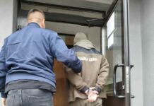 Kobieta i dwóch mężczyzn odpowiedzą za paserstwo akcyzowe