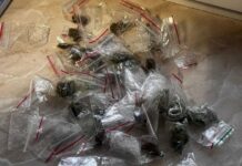 19-latek odpowie za posiadanie narkotyków