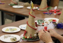 Na bibliotecznych warsztatach powstały choinki