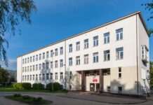 PSP nr 2 w Stalowej Woli przejdzie modernizację sal gimnastycznych